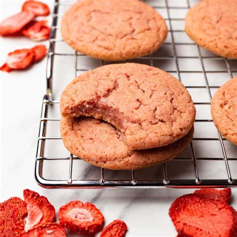 Strawberry Cookies Sugar Pursuit