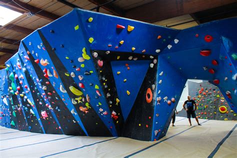 Southwest · PDX — The Circuit Bouldering Gym