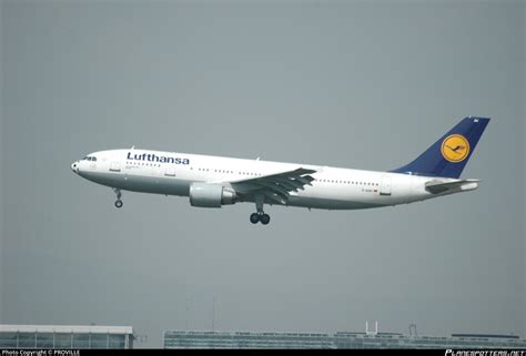 D Aiau Lufthansa Airbus A B Photo By Proville Id