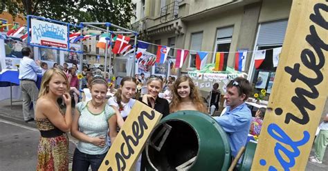 Nach Der Schule Ins Ausland Bauorden Ber T In Der Stadtbibliothek