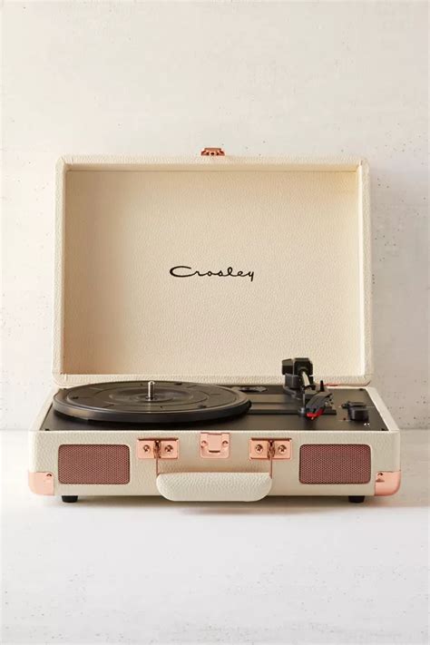 Crosley Uo Exclusive Cream Rose Gold Cruiser Bluetooth Record Player