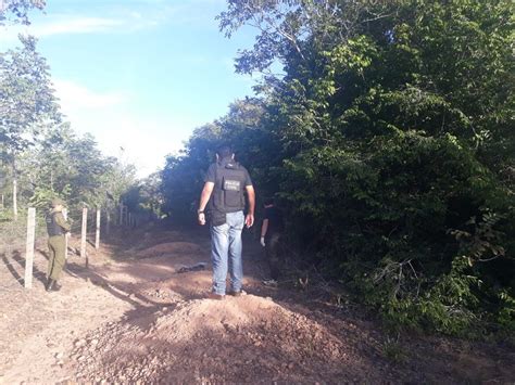 Corpo Encontrado Enterrado Em Cova Rasa Na Estrada De Acesso Ao Lago