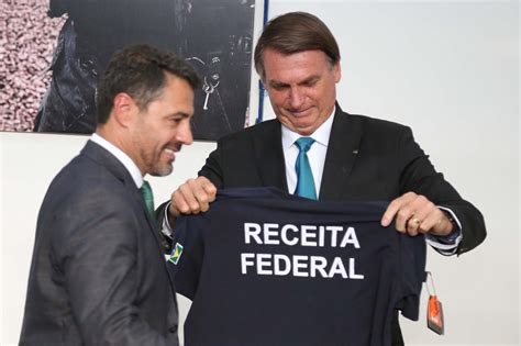 Joias Sauditas Bolsonaro Diz Pf Que Conversou Pessoalmente Ex