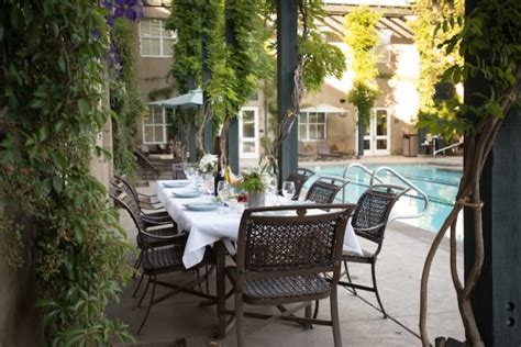 Napa Valley Spa Amenities | Resort-Style Lap Pool, Steam Rooms, & More