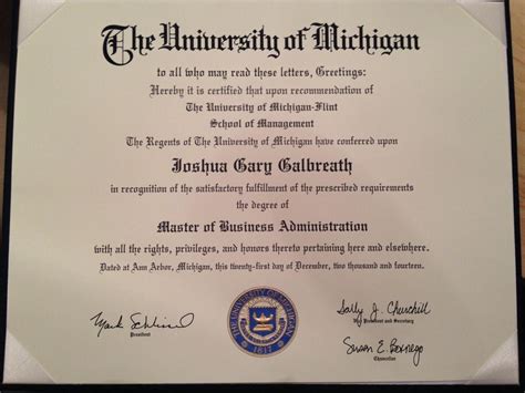 Diplômes et statut d ancien élève de l Université du Michigan Flint et