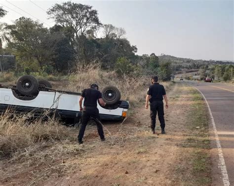 Manejaba En Estado De Ebriedad Con Tres Menores A Bordo Y Volc Su Veh Culo