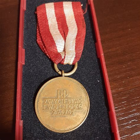 Medal Zwyci Stwa I Wolno Ci V Wroc Aw Kup Teraz Na Allegro