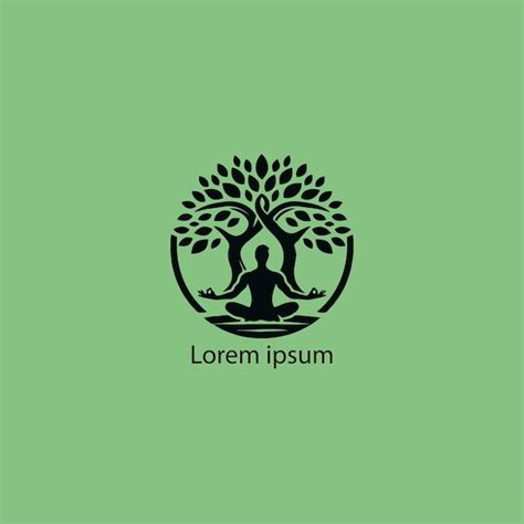 Un Logotipo De Yoga Con Un Rbol Y Una Persona Haciendo Un Fondo Blanco