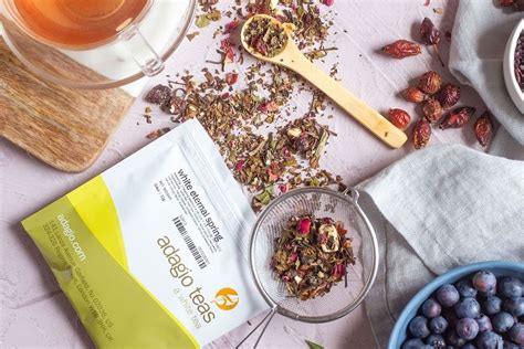 5 Sustainable and Organic Tea Brands to Start Sipping - Brightly