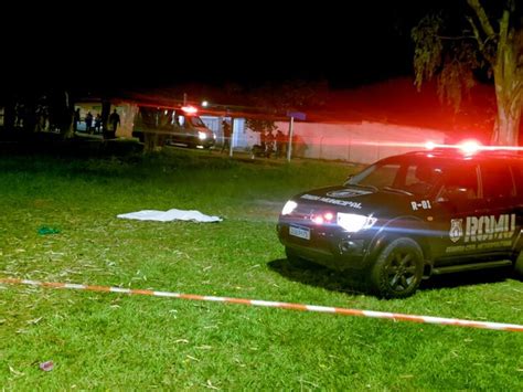 Polícia Encontrou 10 Cápsulas Em Execução De Jovem E Morte De Mulher No