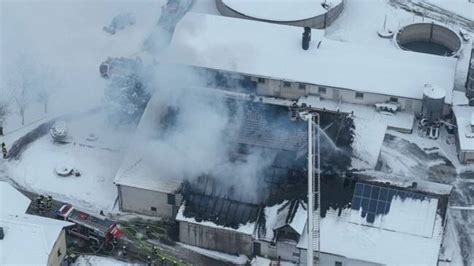 Feuerwehren Im Einsatz Wieselburg Land Nach Bauernhaus Brand