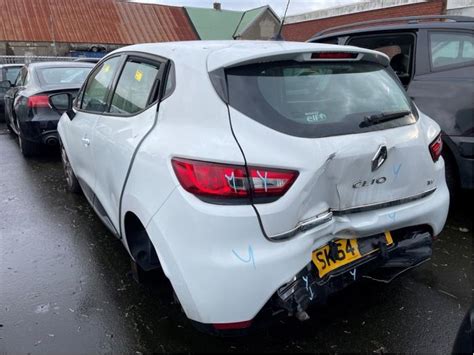 Renault Clio IV 0 9 Energy TCE 90 12V Salvage Vehicle 2014 White