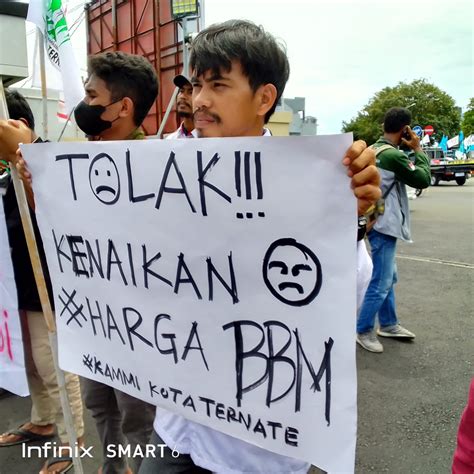 KAMMI Malut Gelar Demo Di Kota Ternate Tolak Rencana Kenaikan Harga