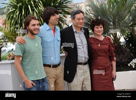 Ang Lee Emile Hirsch Demetri Martin And Imelda Staunton Pose During