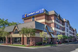 Hotel in Dearborn, MI | Comfort Inn® Official Site | Comfort Inn Near ...