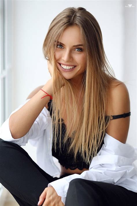 Womanliness Beauty Beautiful Smile Russian Beauty