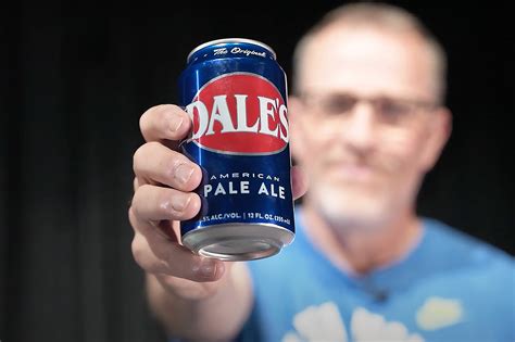 Beerjunkie Oskar Blues Brewery Dale S Pale Ale Review