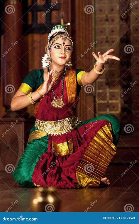 Top 999+ kuchipudi dance images – Amazing Collection kuchipudi dance ...