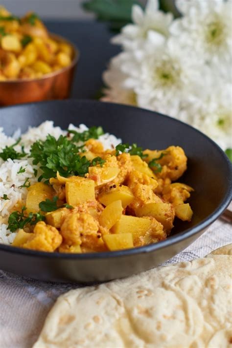 Aloo Gobi Masala Kartoffel Blumenkohl Curry Caro In The Kitchen