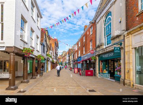 Pub Winchester England Hi Res Stock Photography And Images Alamy