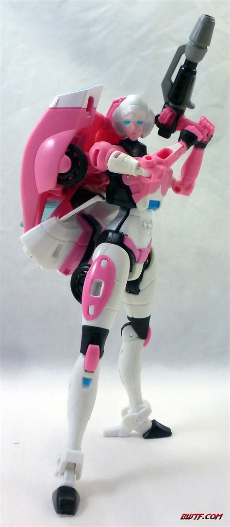 Generations Arcee Toy Review Bens World Of Transformers