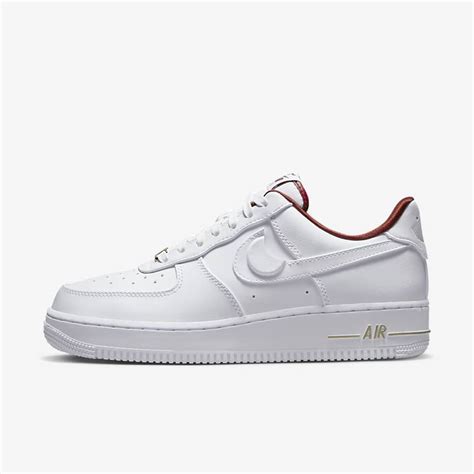 Nike Air Force 1 '07 Men's Shoes. Nike.com