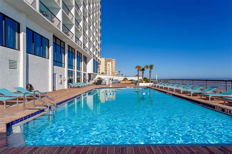 HOLIDAY INN EXPRESS & SUITES OCEANFRONT DAYTONA BEACH SHORES, AN IHG ...