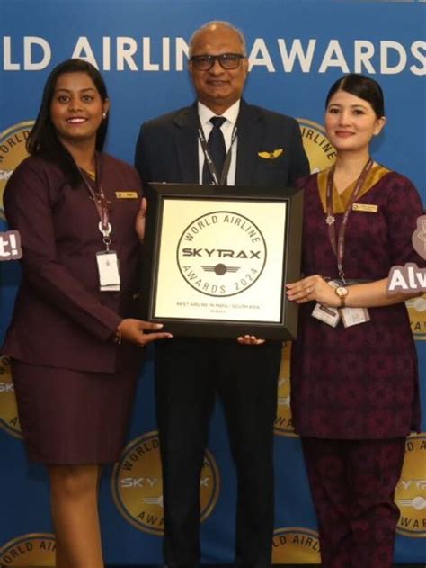 Vistara Named Best Airline In India And South Asia Bharat Express