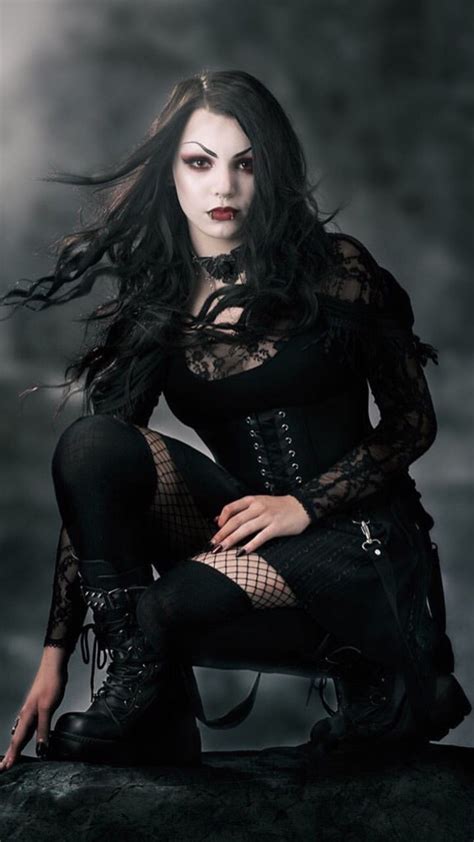 Pin By Karo Martinez On Noche Obscura Gothic Fashion Women Gothic Beauty Goth Beauty