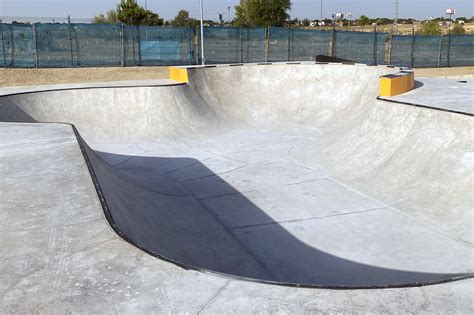 Skatepark Pozuelo De Alarc N By M Skateparks Skatepark Designing And