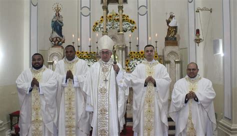 Dom Lucena Ordena Quatro Novos Sacerdotes Para A Diocese De Nazar