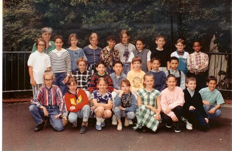 Photo De Classe CM2 Et CM1 De 1994 Ecole Notre Dame D Annay Copains