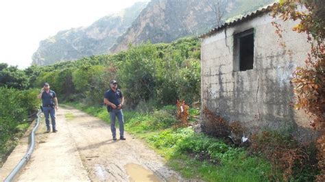 Palermo Molotov Contro Due Senzatetto In Un Casolare Gravissimi In