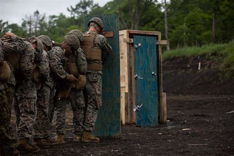 Us Marine Corps Lance Cpl Dondrell Mccallon With Nara And Dvids