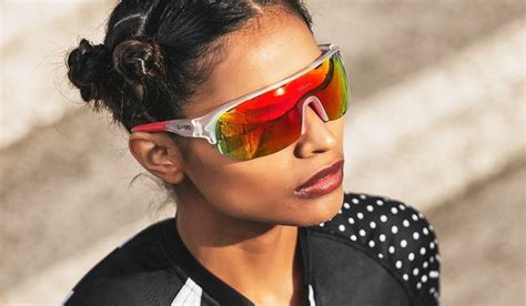 Las 8 Mejores Marcas De Gafas De Sol Deportivas Deportista10