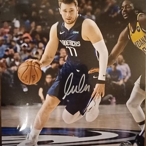 Luka Doncic Dallas Mavericks Signed Autographed 8x10 Gem