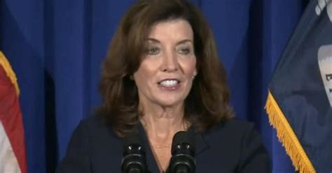 Kathy Hochul Prepares To Become New Yorks First Female Governor Cbs News