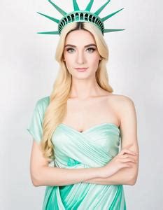 Lady Liberty Cosplay Face Swap ID:969856