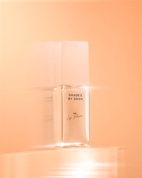 Pantone Names ‘peach Fuzz Colour Of The Year 2024