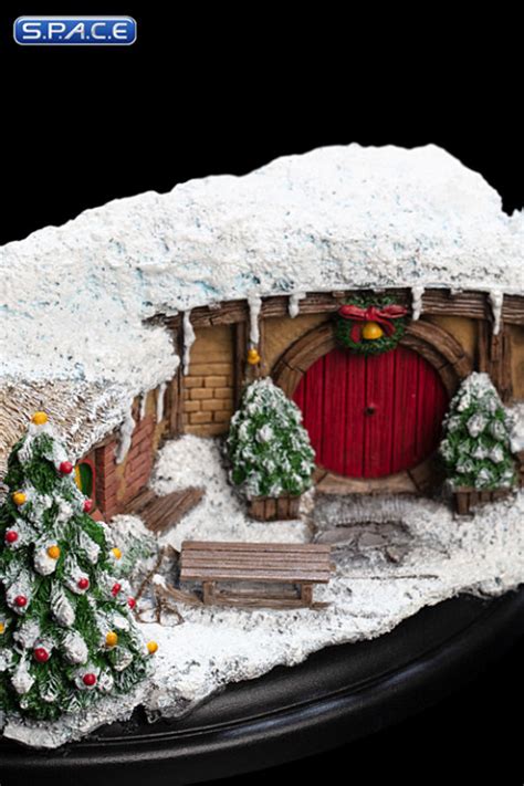 35 Bagshot Row Hobbit Hole Christmas Edition The Hobbit An