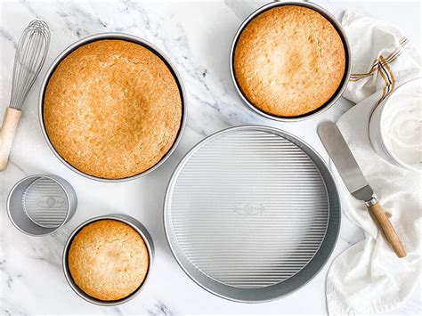 USA Pan 5 Piece Round Cake Pan Set