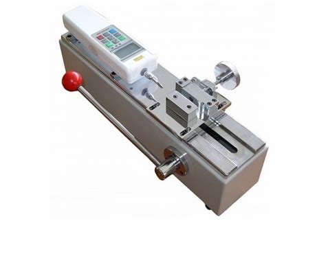 Hand Operated Tensile Or Compression Test Machine