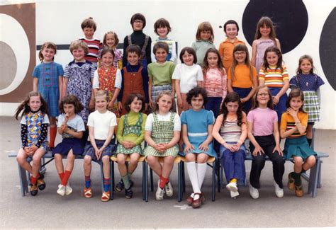 Photo De Classe Ce1 De 1976 Ecole Pierre Et Marie Curie Copains Davant