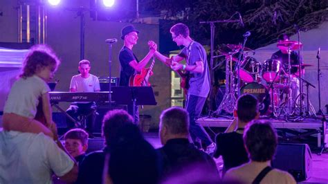 Seine et marne Place à la Fête de la musique Le Moniteur de Seine