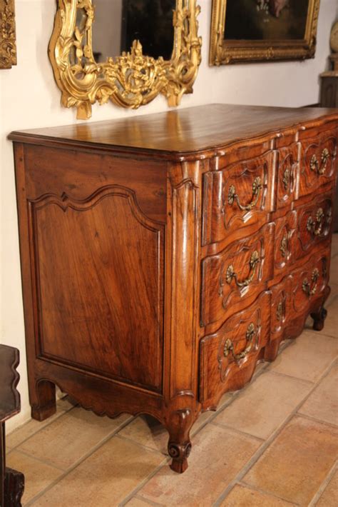 Commode Dite En Arbal Te Bois De Noyer Provence Poque Xviii