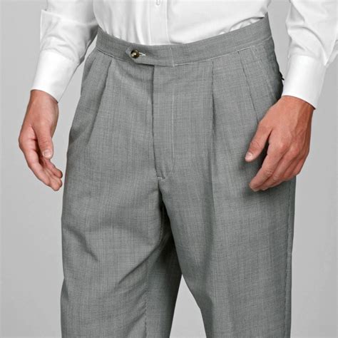 Sansabelt Men's 4 Seasons Check Pleated Slacks - 12950191 - Overstock ...