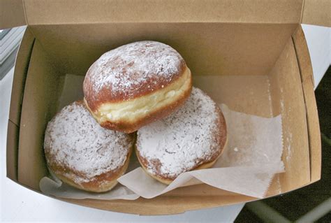 It’s Paczki Day! – Oink