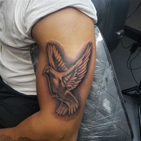 Amazing Dove Tattoo Designs You Need To See Outsons Men S