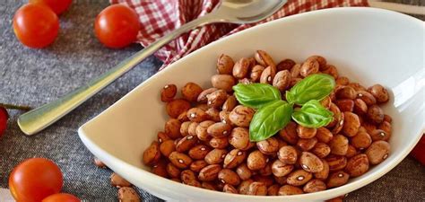 Что приготовить из фасоли: рецепт майонезного салата с фасолью | FoodOboz