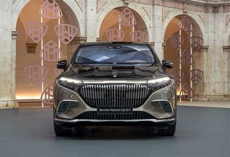 Officieel Mercedes Maybach EQS SUV 680 2023 AutoGids